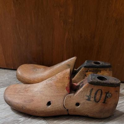 Antique Wood Shoe Molds