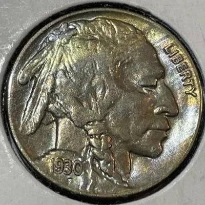 1930 UNCIRCULATED/LIGHTLY TONED CONDITION BUFFALO NICKEL AS PICTURED.