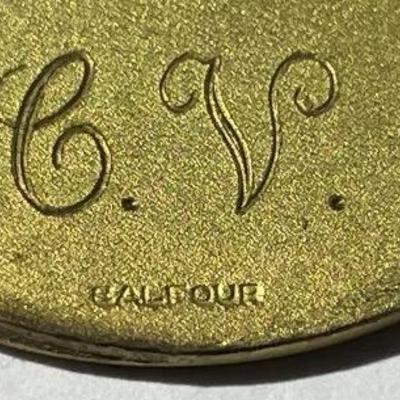 Vintage Gold-tone Balfour Metal Espanol Souvenir Award Token as Pictured. (Size of a Half Dollar).