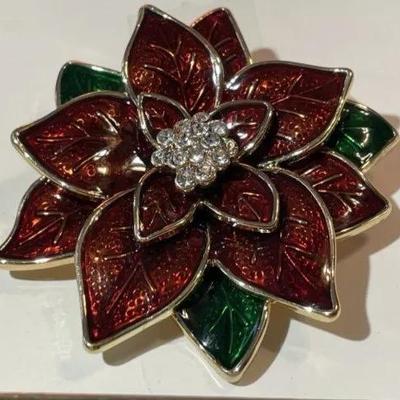 Vintage Jones New York Fashion Christmas Holiday Brooch New in Gift Box as Pictured.
