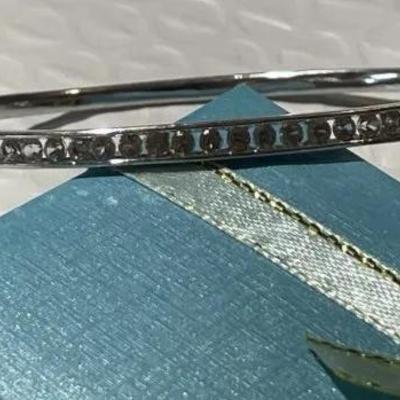 Vintage Sterling Silver Hinged CZ Bangle Bracelet w/Figure-8 Safety Clasp. Made for a 7", 7.5" Wrist.