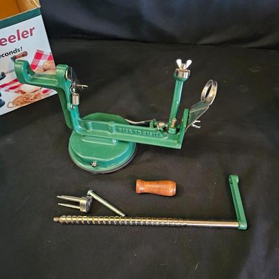 Kitchen Gadgets and Utensils (K-DW)