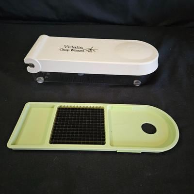 Kitchen Gadgets and Utensils (K-DW)