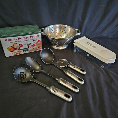 Kitchen Gadgets and Utensils (K-DW)
