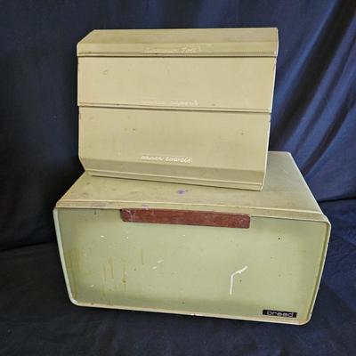 Vintage Bread Box, Aprons, Gadgets and More (K-DW)