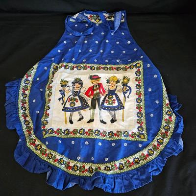 Vintage Bread Box, Aprons, Gadgets and More (K-DW)
