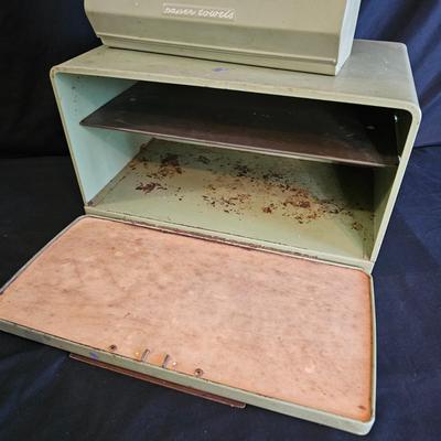 Vintage Bread Box, Aprons, Gadgets and More (K-DW)