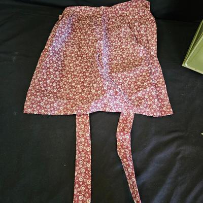 Vintage Bread Box, Aprons, Gadgets and More (K-DW)