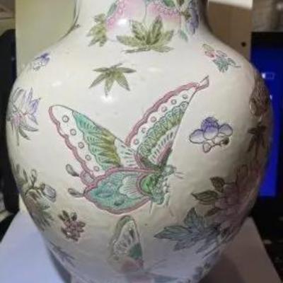 Vintage Large 12" Tall Macau Style Butterfly Vase in VG Preowned Condition.