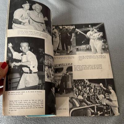 1962 St. Louis cardinals official souvenir yearbook