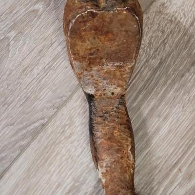 Heavy Cast Iron Sitting Mermaid Sculpture
