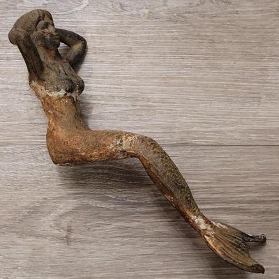 Heavy Cast Iron Sitting Mermaid Sculpture