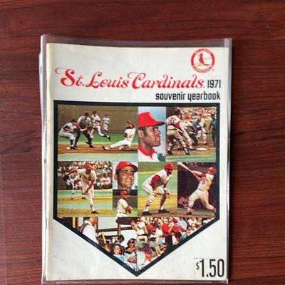 1971 St. Louis cardinals official souvenir yearbook