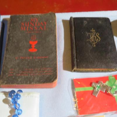 Catholic Religious Rosery and Cross Lot - Estate Jewelry Lot