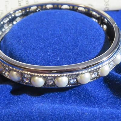 Camrose and Kross JBK Jewelry Lot 7pcs -Silver Howlite Turquoise Color Necklace - Crystal Sunburst brooch +++