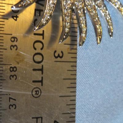 Camrose and Kross JBK Jewelry Lot 7pcs -Silver Howlite Turquoise Color Necklace - Crystal Sunburst brooch +++