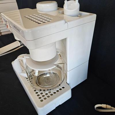 Salton Espresso/Cappuccino/Coffee Maker, Hamilton Beach Blender, & More (K-DW)