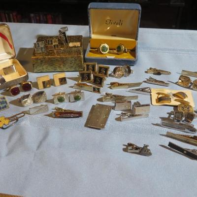 Cufflinks - Lot of Cufflinks all seen in photos.
