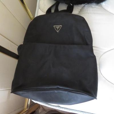 Handbags & Purse Lot - All seen on bed