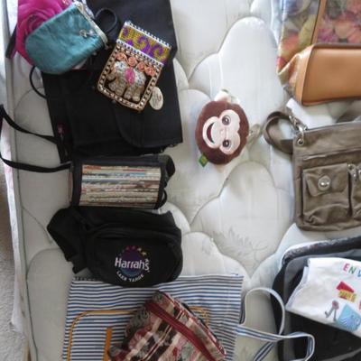Handbags & Purse Lot - All seen on bed