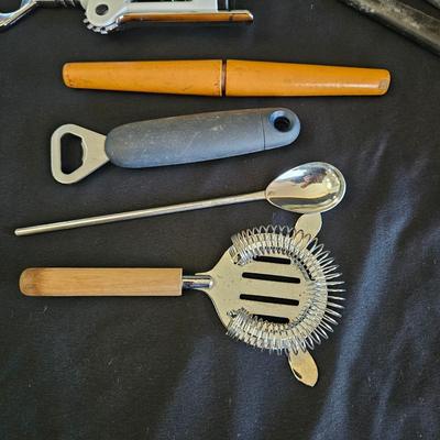 Wine and Cocktail Accessories (K-DW)