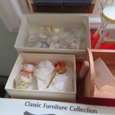 Dollhouse Furniture & Miniatures - Rare Estate Find - Amazing Lot, Must See - Everything seen in photos.