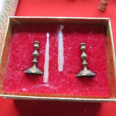 Dollhouse Furniture & Miniatures - Rare Estate Find - Amazing Lot, Must See - Everything seen in photos.