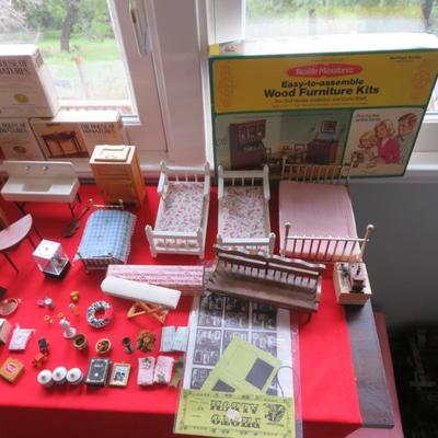 Dollhouse Furniture & Miniatures - Rare Estate Find - Amazing Lot, Must See - Everything seen in photos.