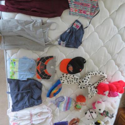 Stuffed Animals and Childrens Clothing - estate group lot
