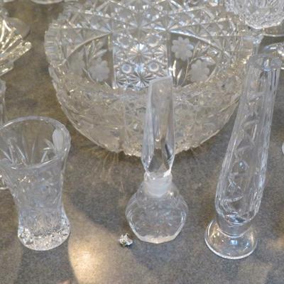 Cut Crystal Estate Group Lot