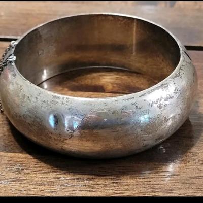 Vintage Taxco Hinged Bangle Bracelet