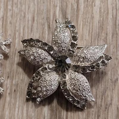 (3) Vintage Crystal Brooches