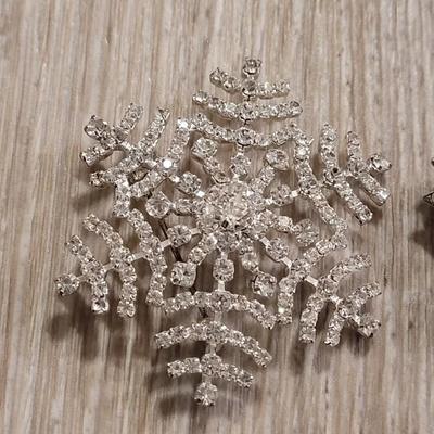(3) Vintage Crystal Brooches