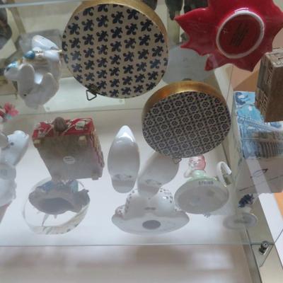 Porcelain Figures and more - 2 Shelves of Estate Fresh Bric-a-Brac - Must see