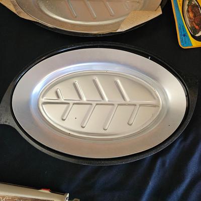 Roasting Pans, Carving Board and More (K-DW)