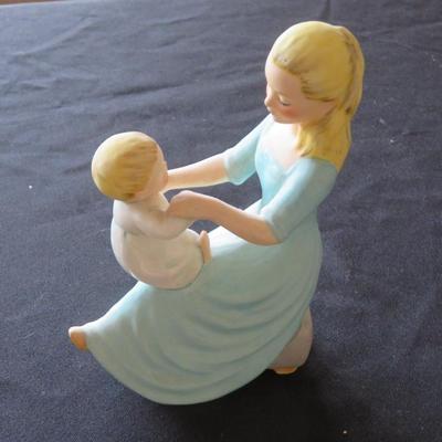 Vintage Hummel Goebel Rock a Bye Baby figurine. Late 1950. West Germany