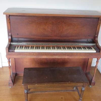 The Baldwin Hamilton - Triple Bearing, Upright Piano