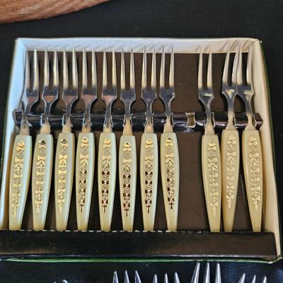 Cheese Boards and Accessories (K-DW)