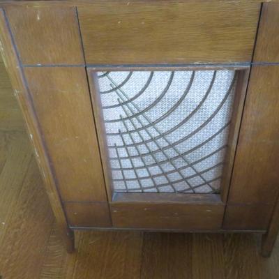 HoffmanAntique radio Record player