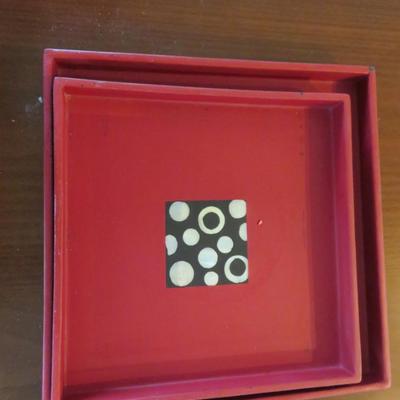 Lacquer Tray & Wood Trays - Estate Lot