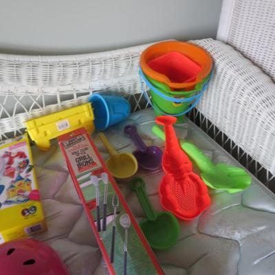 Kids Toys - Estate Group Lot - Please Grade By Photos