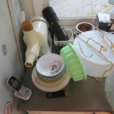 Kitchen Small Appliances and Houshold Goods - Estate Counter Top Group Lot every thing en counters