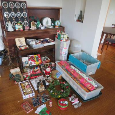 Christmas Ornament Lot 1 - Estate fresh Holiday LotAll the Christmas items in the photos.