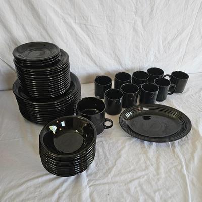 Black Dinnerware Set with Fiesta Platter (K-DW)