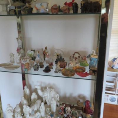 VINTAGE BRASS & CHROME DISPLAY CASE / SHELVES, 1970S - Excellent Condition