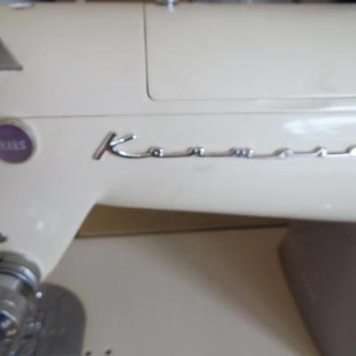Sewing Machine Lot - Vintage Kenmore Sewing machine With Accesories. All Seen In Photos.
