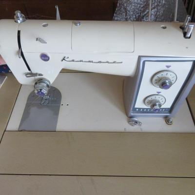 Sewing Machine Lot - Vintage Kenmore Sewing machine With Accesories. All Seen In Photos.