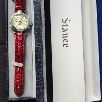 Stauer Premier Collection Wristwatch with leather strap