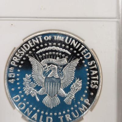 Donald Trump Challenge Coin