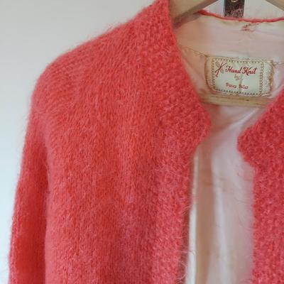 Vintage Knit Capes and Cardigans (B1-BBL)